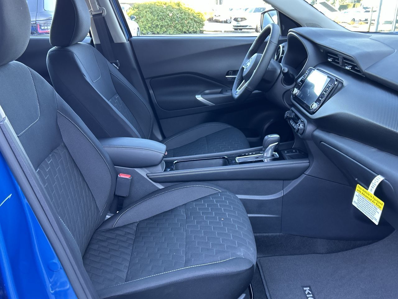 2025 Nissan Kicks Play in Mississauga, Ontario