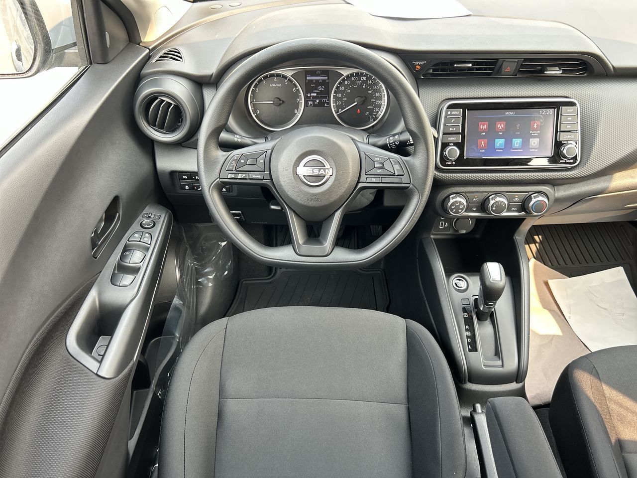 2025 Nissan Kicks Play