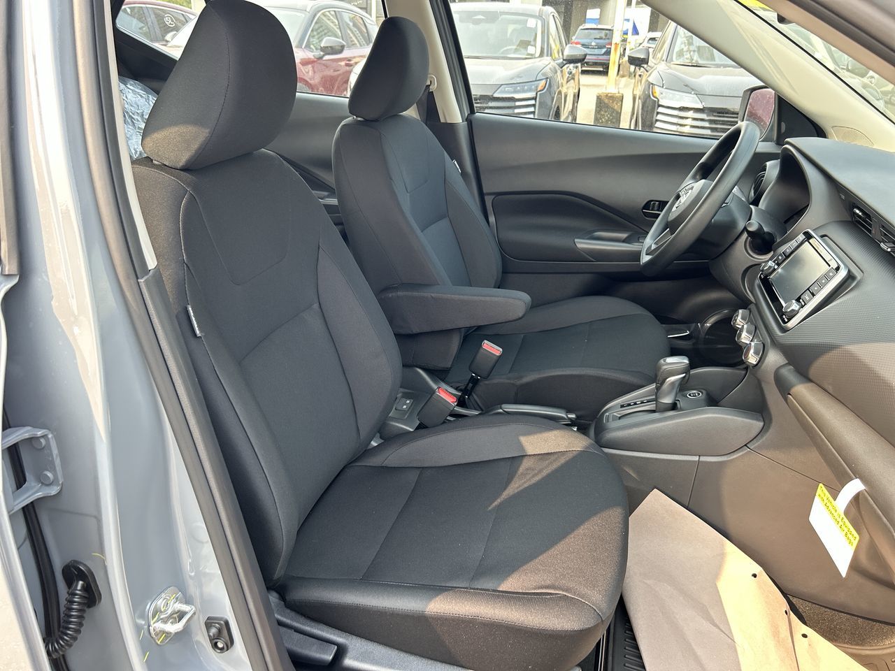 2025 Nissan Kicks Play