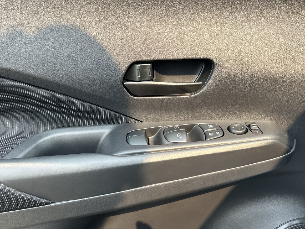 2025 Nissan Kicks Play