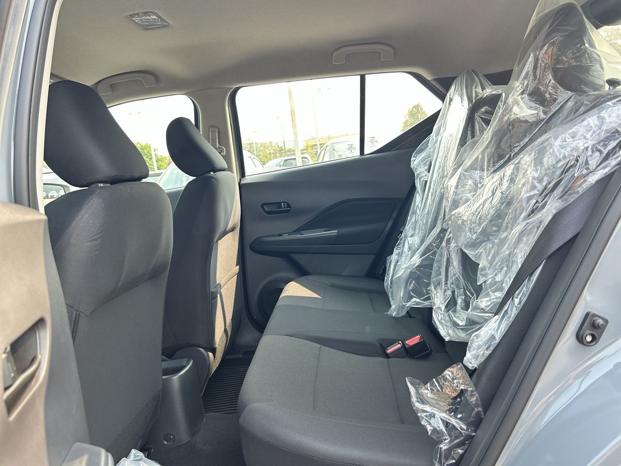 2025 Nissan Kicks Play