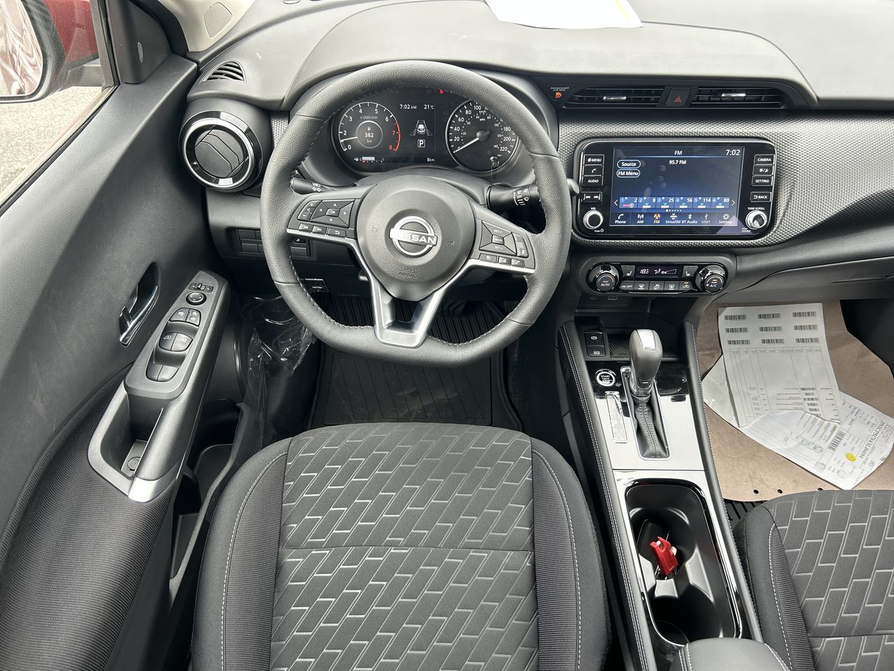 2025 Nissan Kicks Play