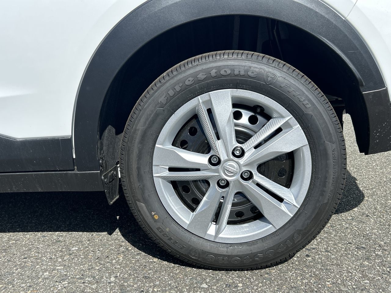 2025 Nissan Kicks Play