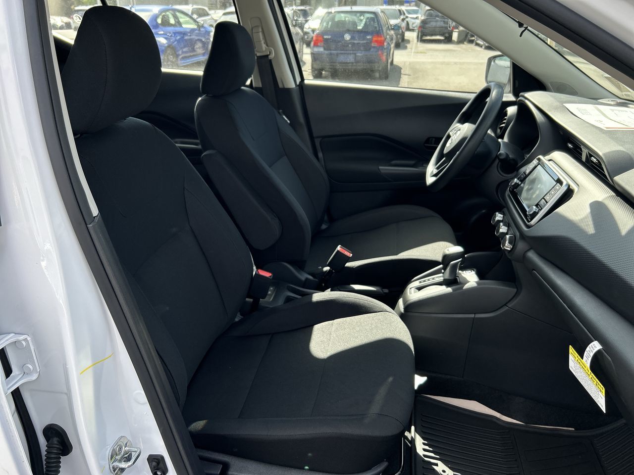 2025 Nissan Kicks Play