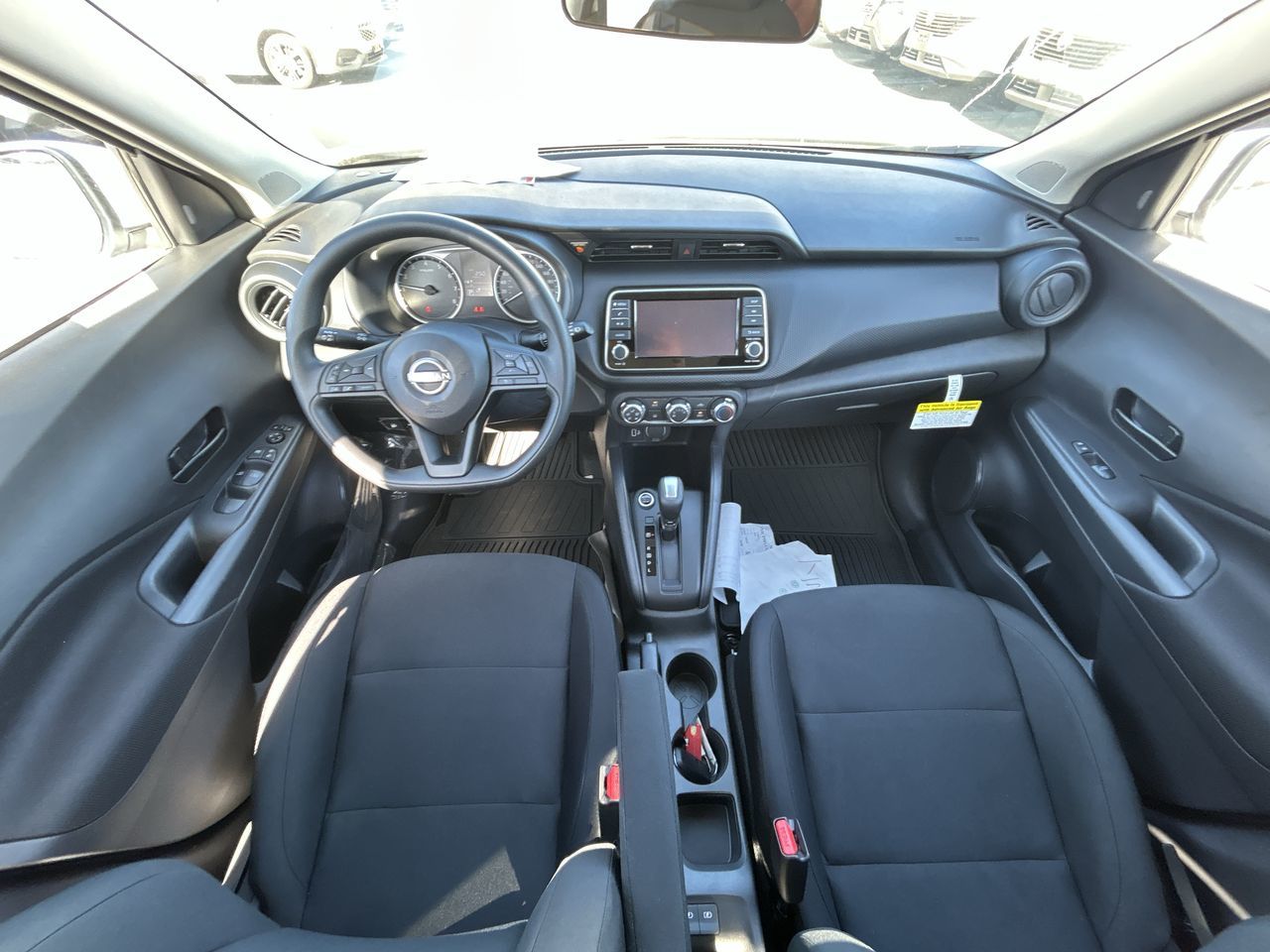 2025 Nissan Kicks Play