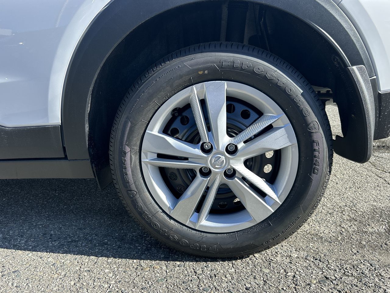 2025 Nissan Kicks Play