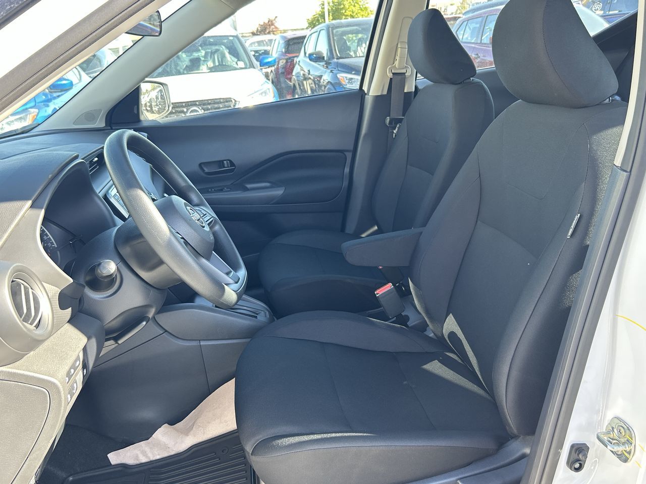 2025 Nissan Kicks Play