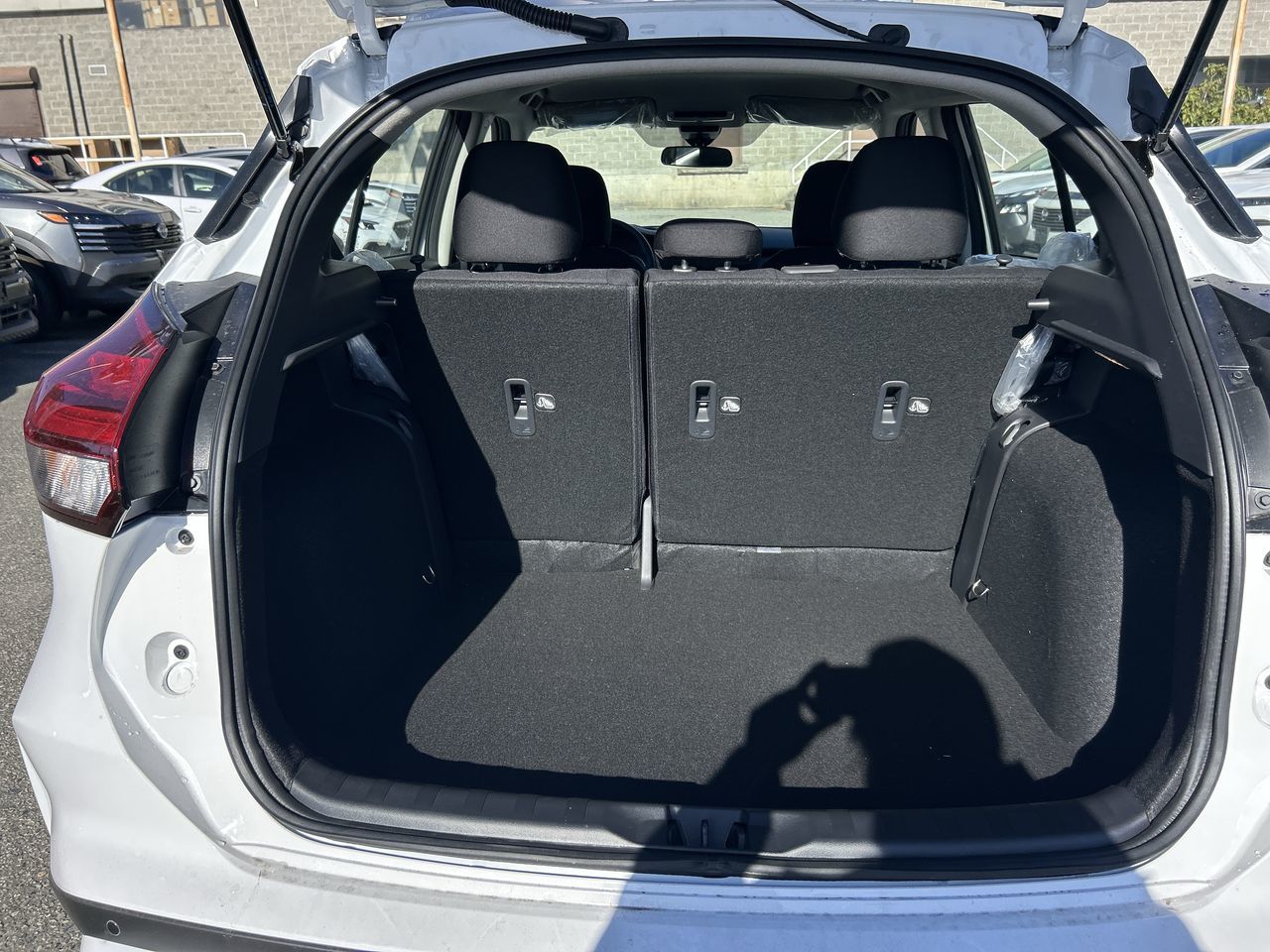 2025 Nissan Kicks Play