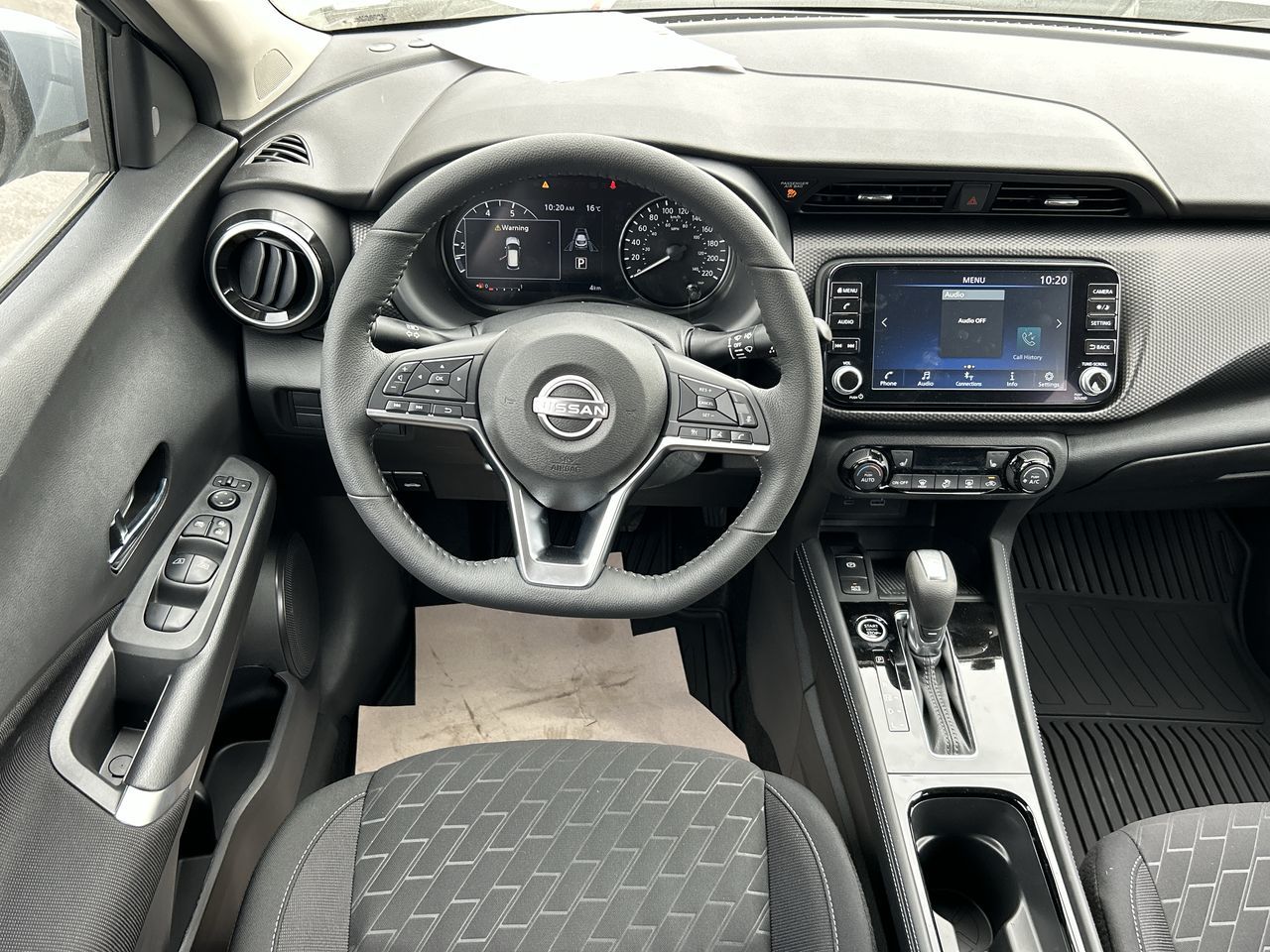 2025 Nissan Kicks Play in Mississauga, Ontario