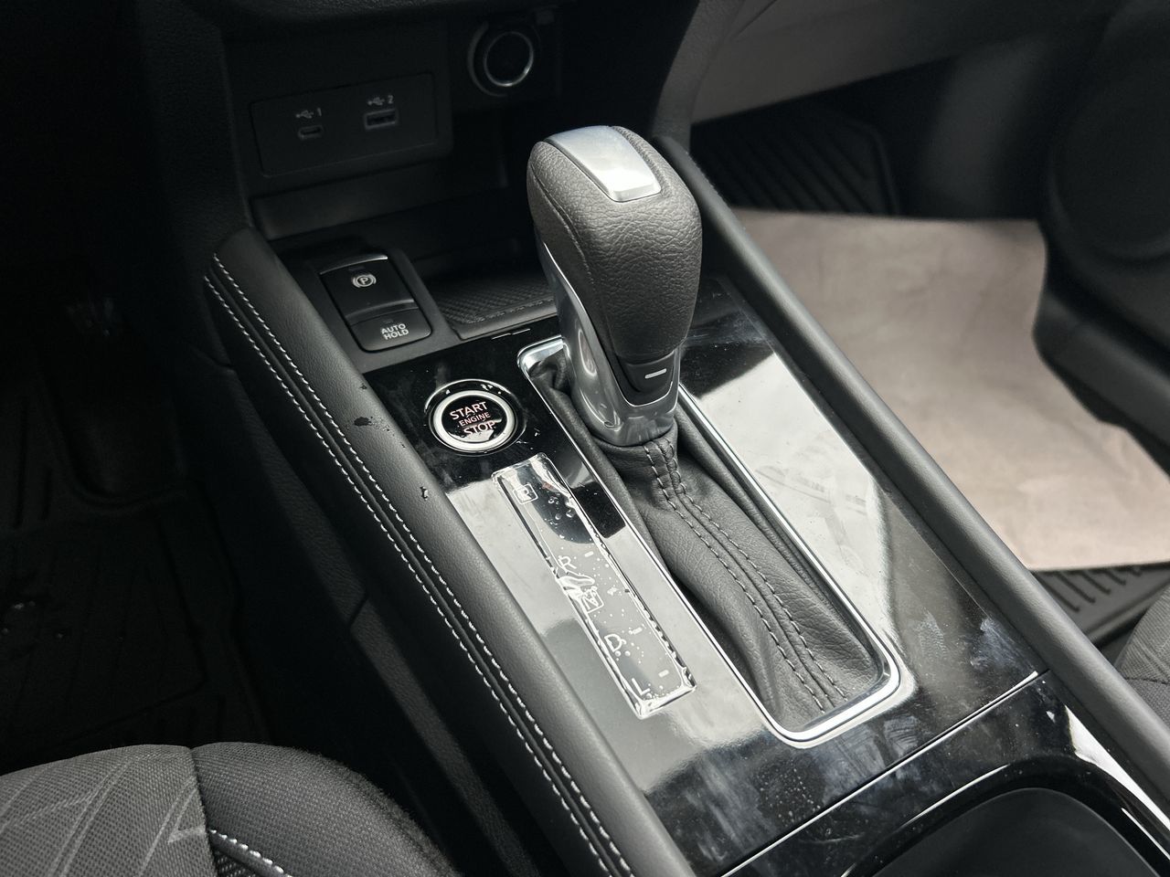 2025 Nissan Kicks Play in Mississauga, Ontario