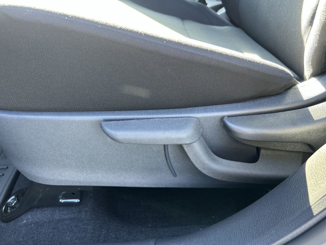 2025 Nissan Kicks Play in Mississauga, Ontario