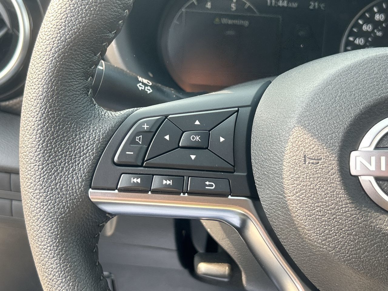 2025 Nissan Kicks Play in Mississauga, Ontario