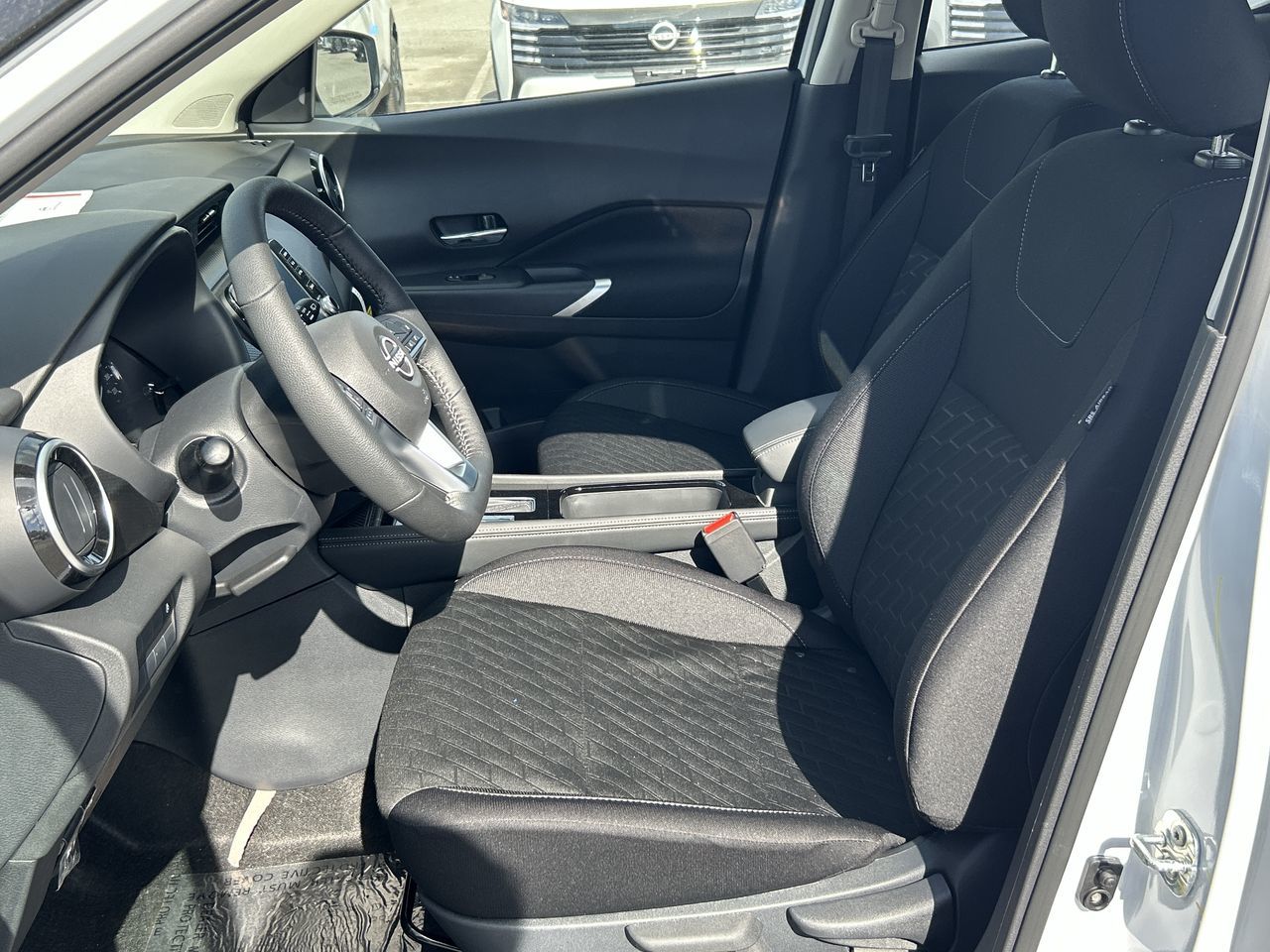 2025 Nissan Kicks Play