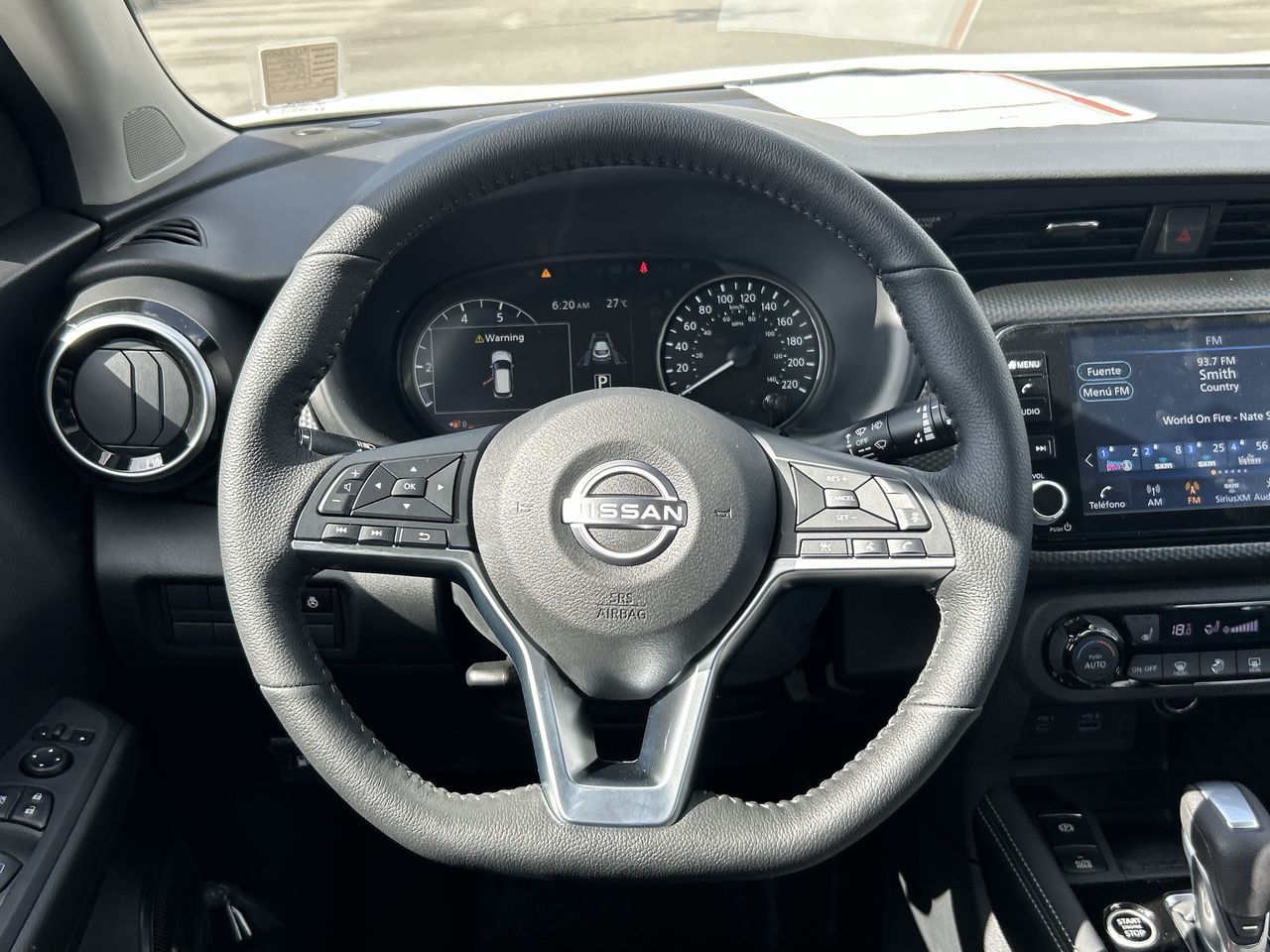 2025 Nissan Kicks Play
