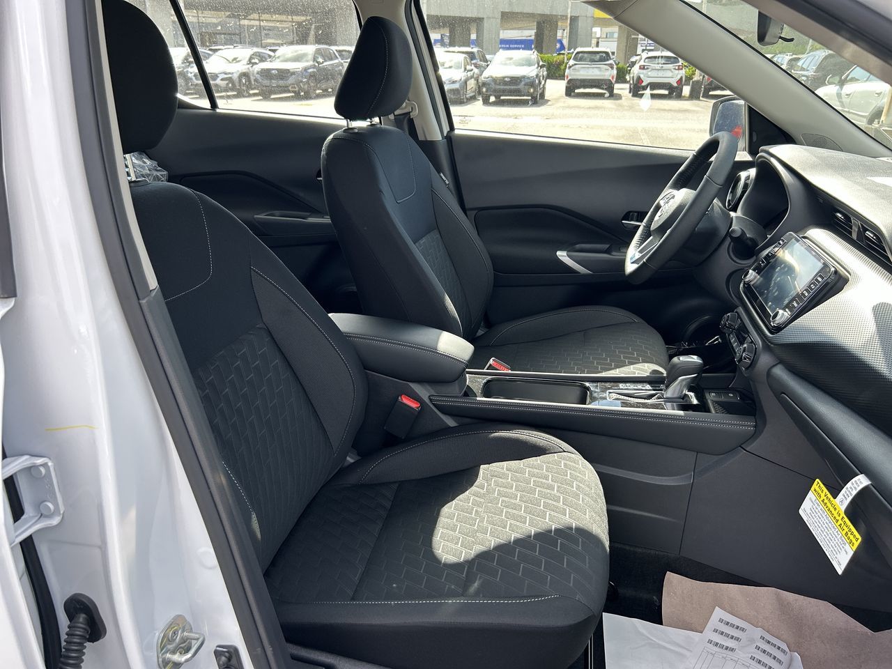 2025 Nissan Kicks Play