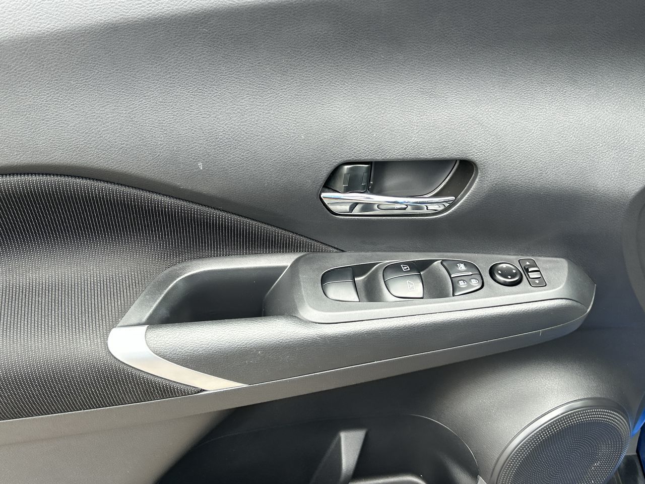 2021 Nissan Kicks in Mississauga, Ontario