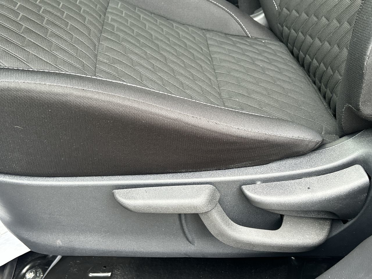 2021 Nissan Kicks in Mississauga, Ontario