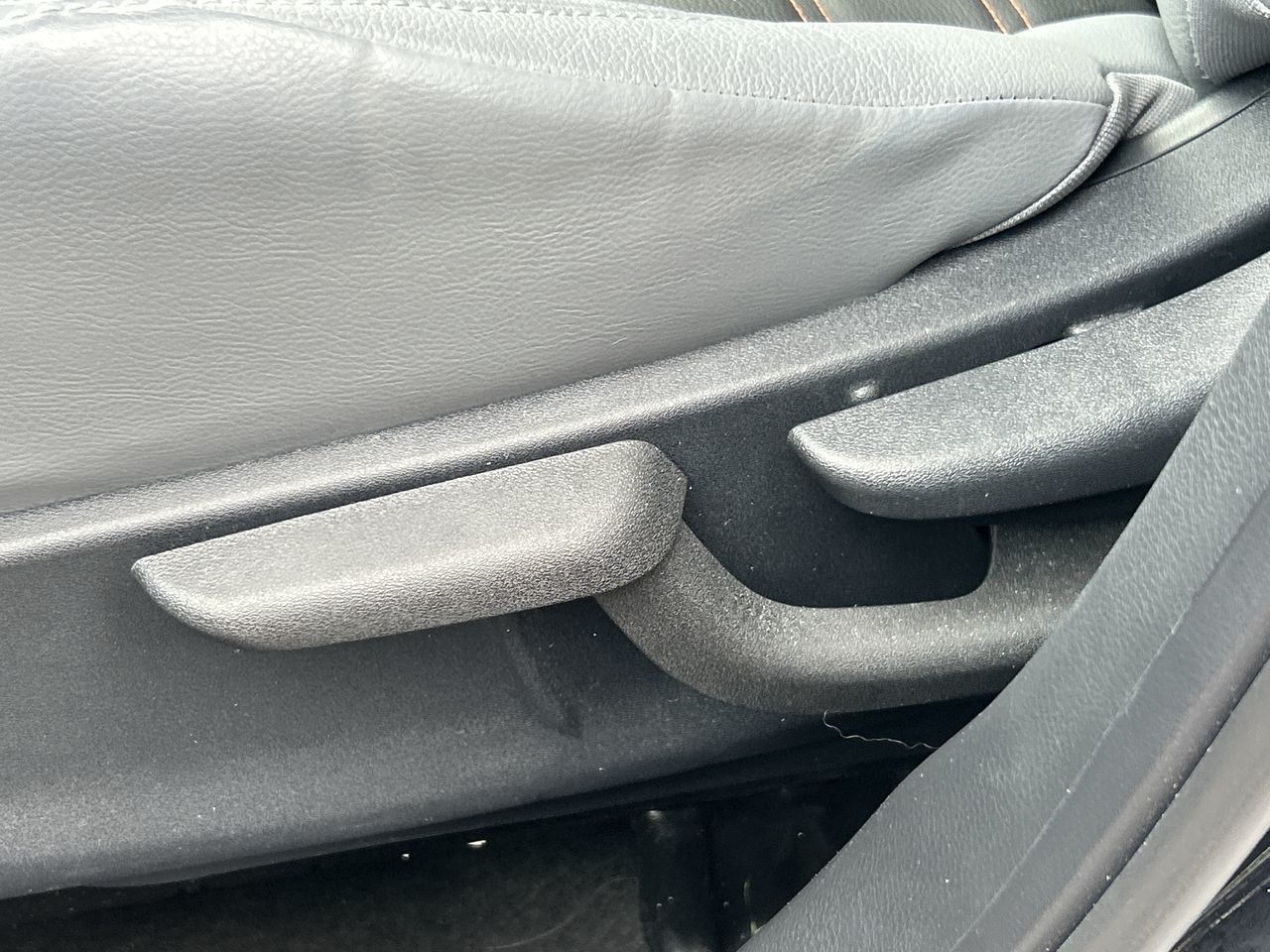 2022 Nissan Kicks in Mississauga, Ontario