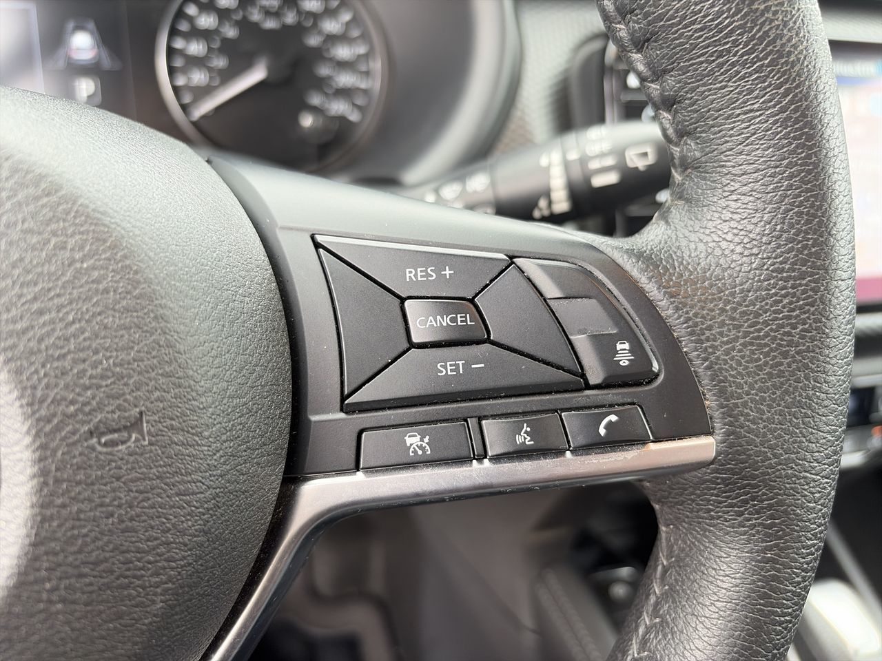 2024 Nissan Kicks in Mississauga, Ontario