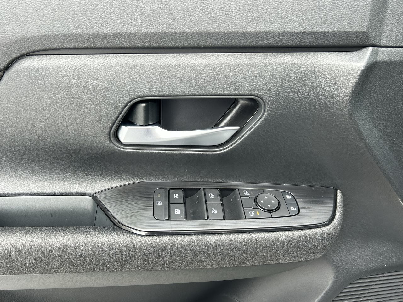 2025 Nissan Kicks in Mississauga, Ontario