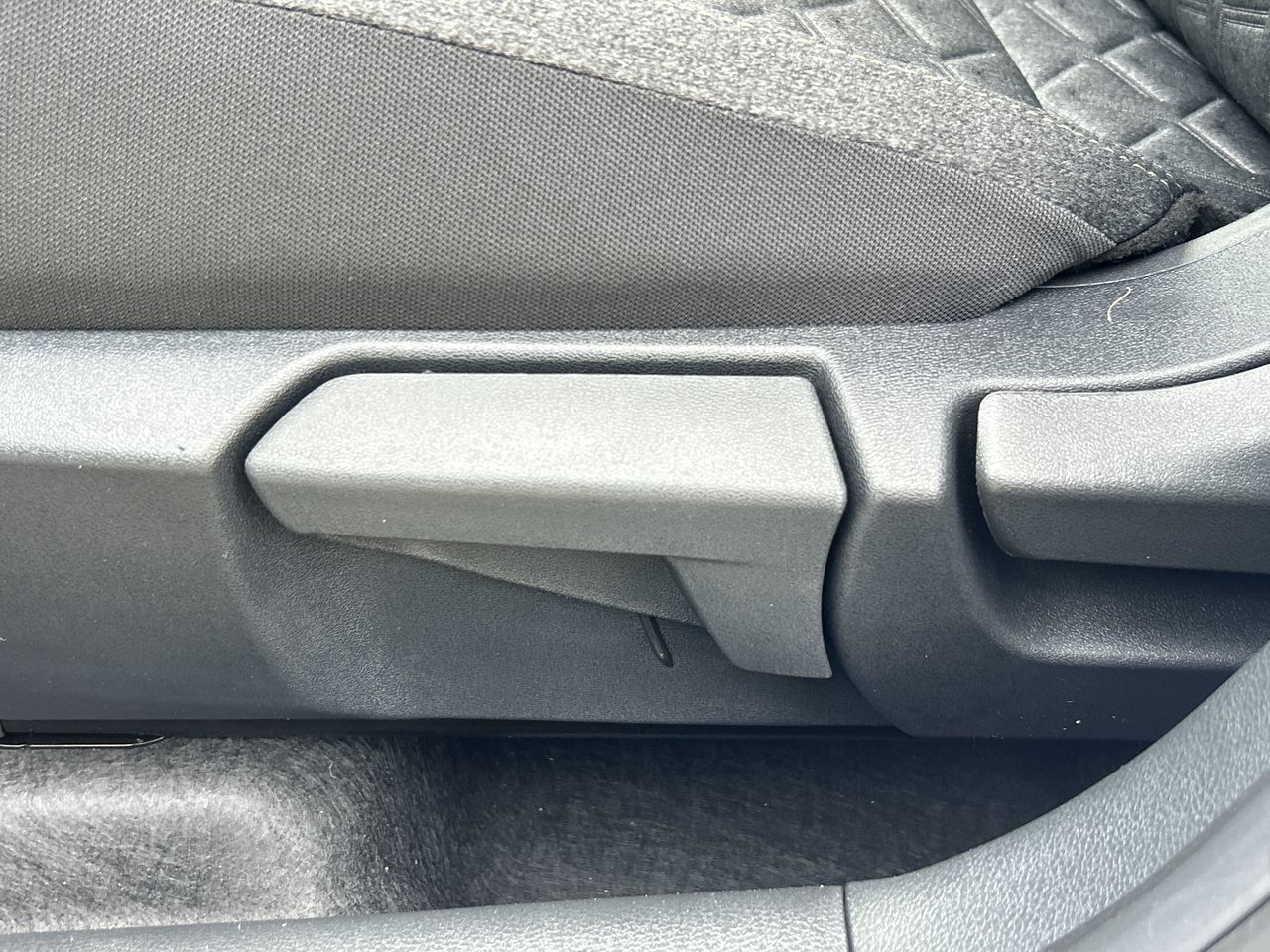 2025 Nissan Kicks in Mississauga, Ontario