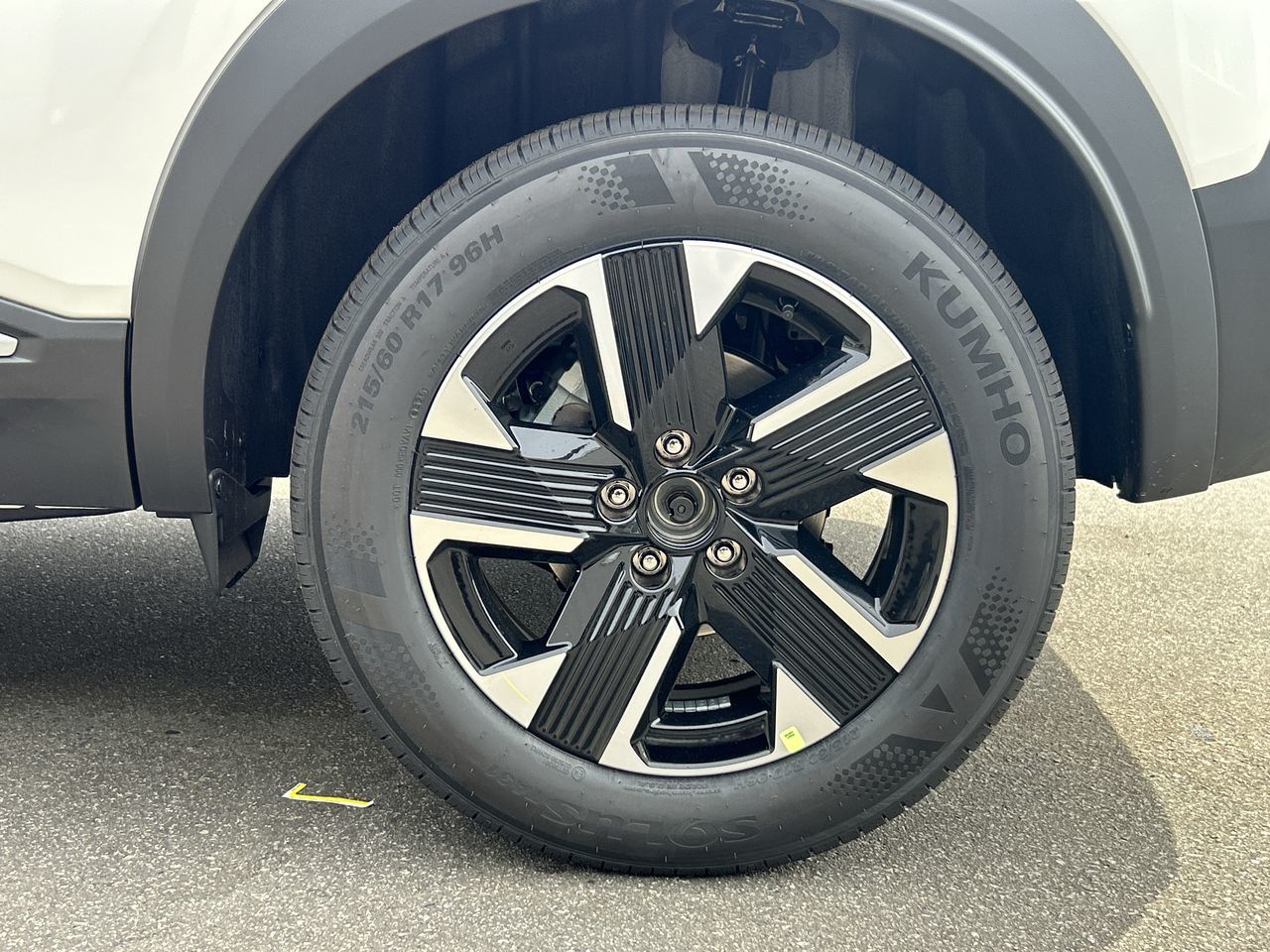 2025 Nissan Kicks in Mississauga, Ontario