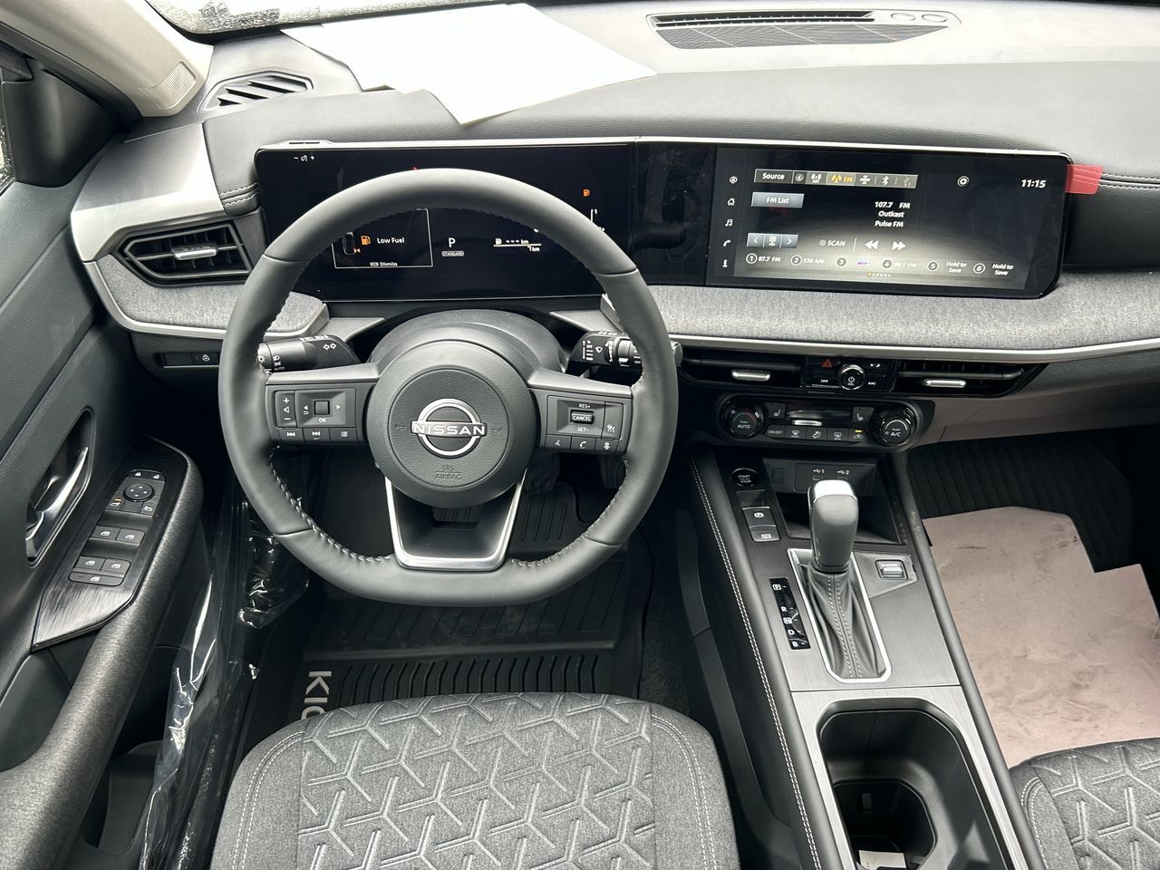 2025 Nissan Kicks in Mississauga, Ontario