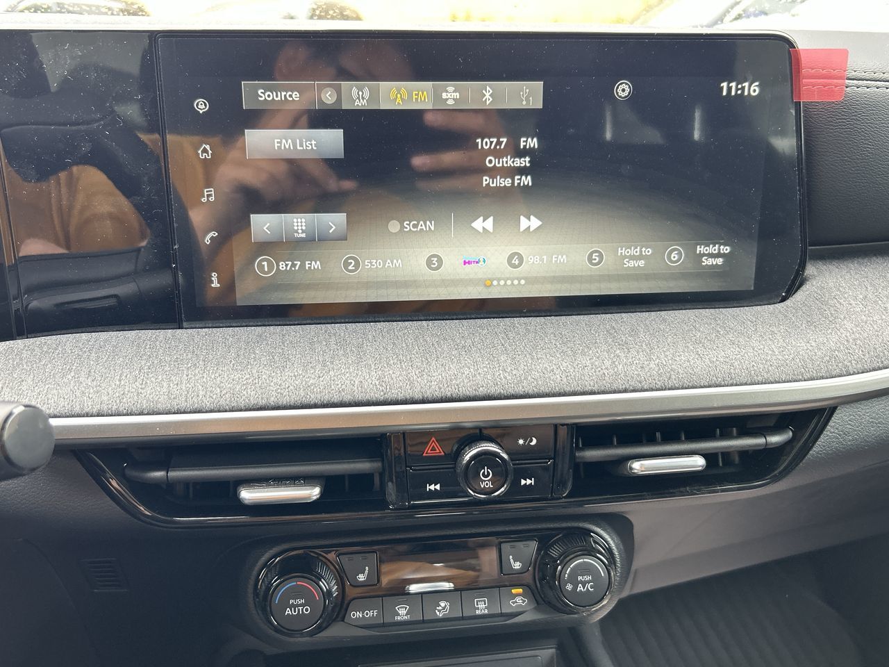 2025 Nissan Kicks in Mississauga, Ontario