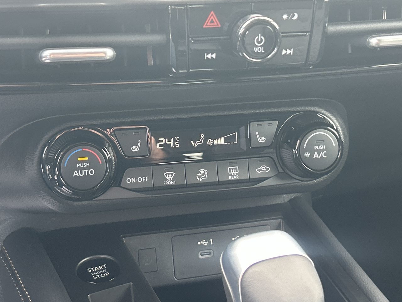 2025 Nissan Kicks in Mississauga, Ontario