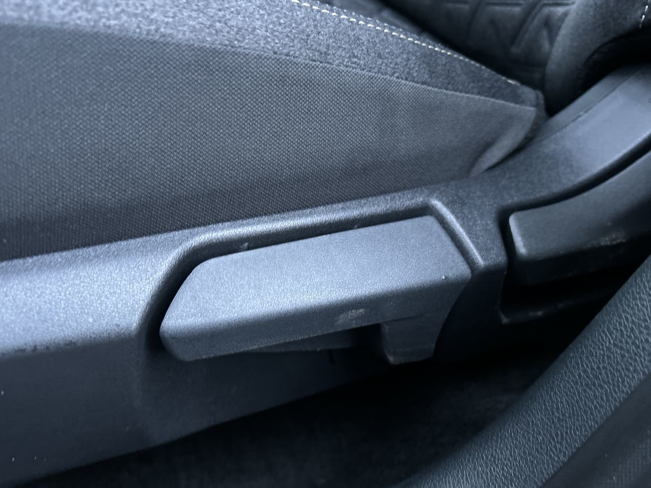 2025 Nissan Kicks in Mississauga, Ontario