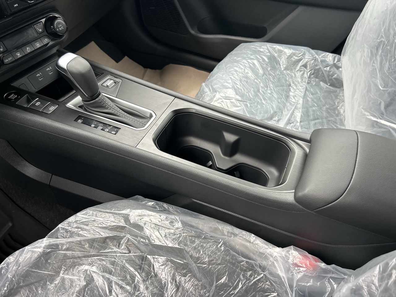 2026 Nissan Kicks in Mississauga, Ontario