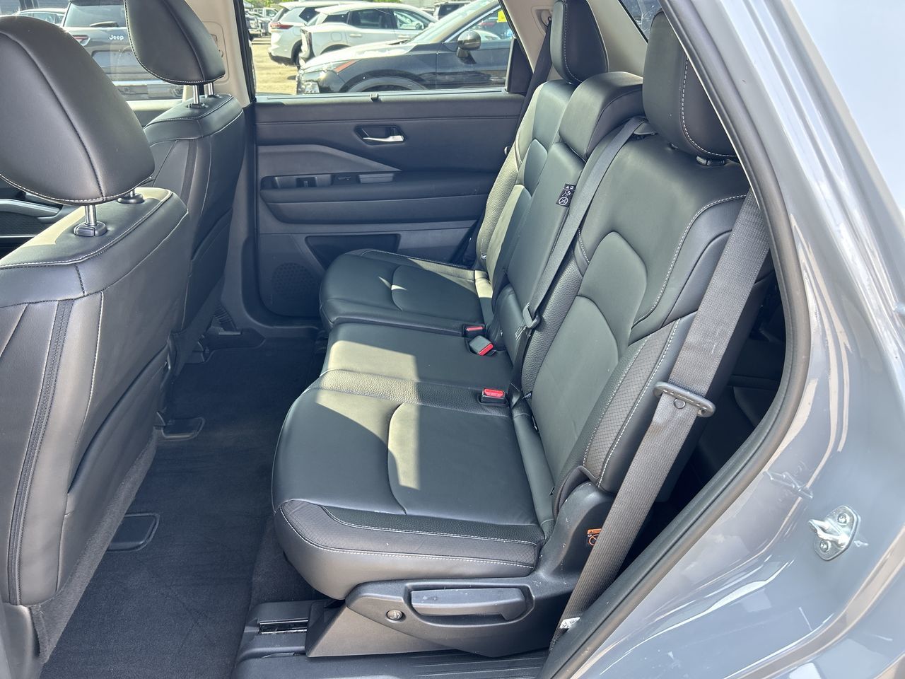 2023 Nissan Pathfinder in Mississauga, Ontario