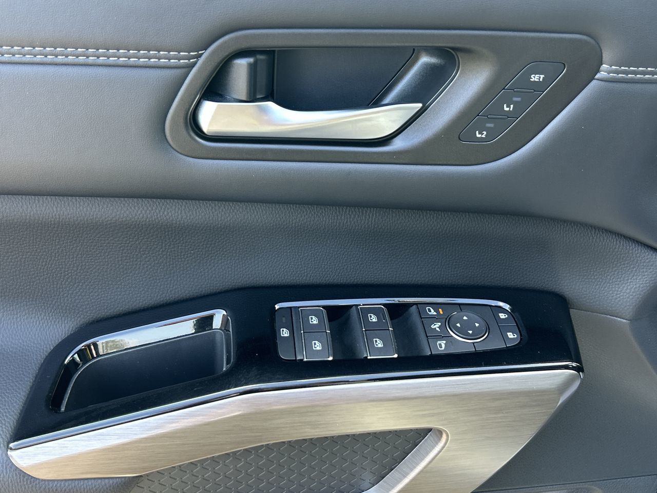 2024 Nissan Pathfinder in Mississauga, Ontario