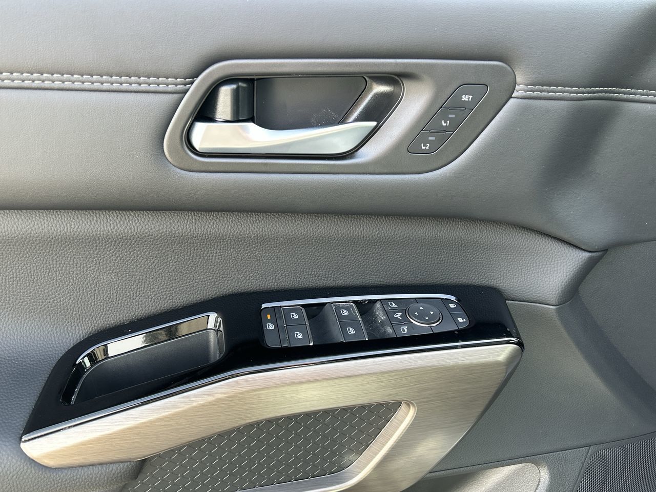 2025 Nissan Pathfinder in Mississauga, Ontario