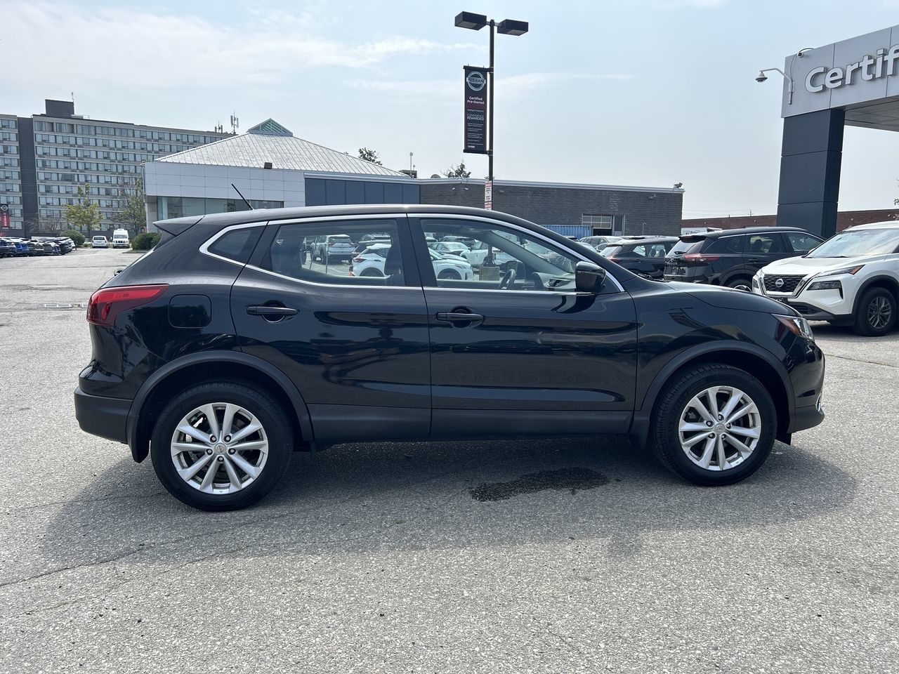 2017 Nissan Qashqai in Mississauga, Ontario