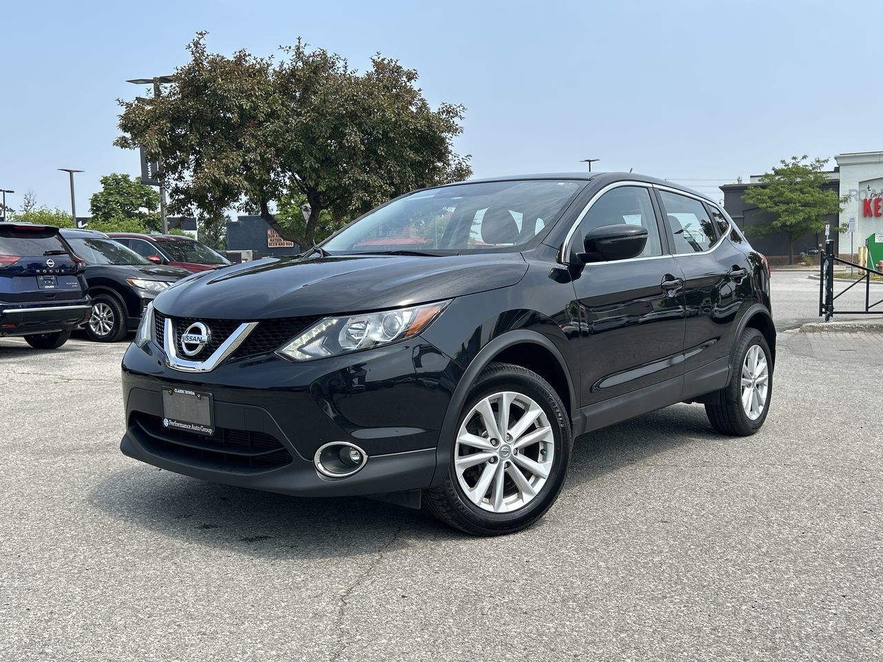 2017 Nissan Qashqai in Mississauga, Ontario