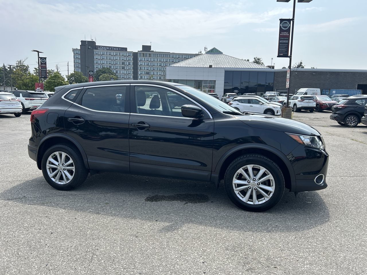 2017 Nissan Qashqai in Mississauga, Ontario