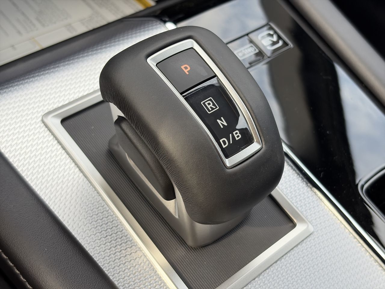 2026 Nissan Rogue Plug-in Hybrid in Mississauga, Ontario