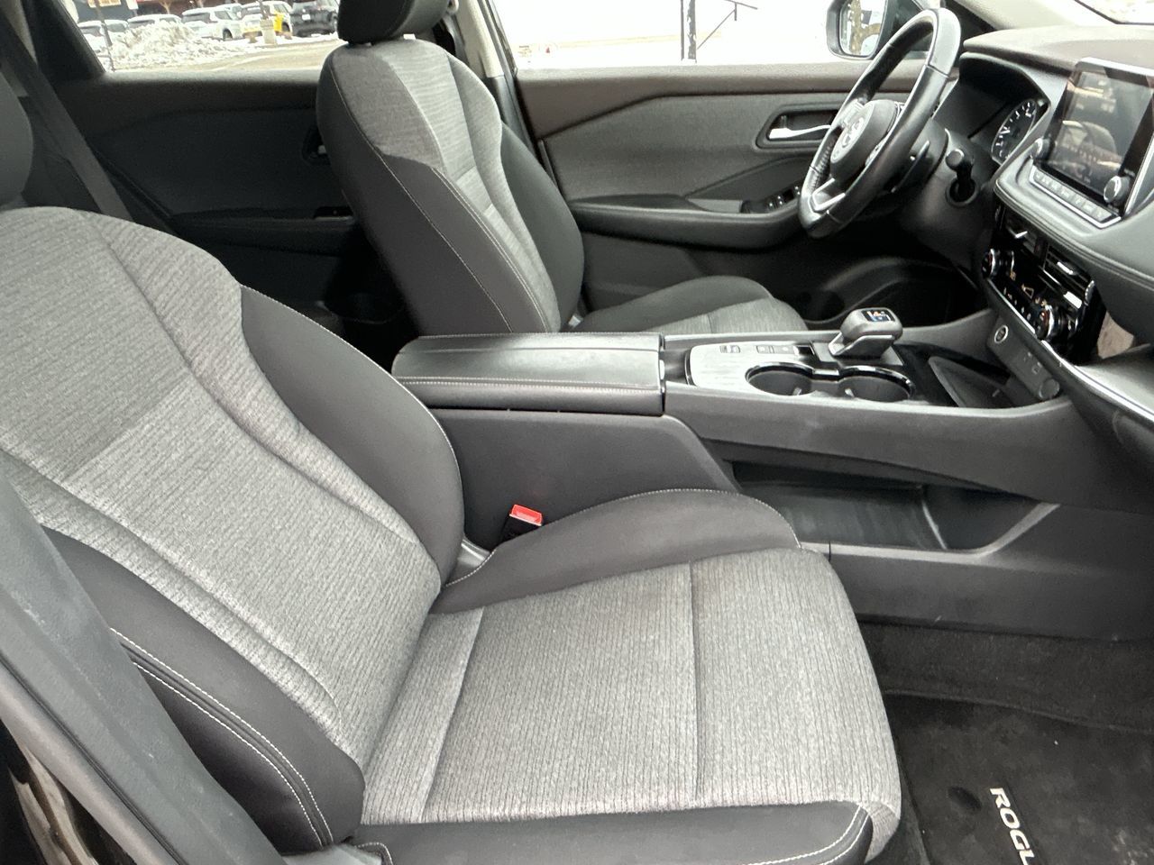 2021 Nissan Rogue in Mississauga, Ontario