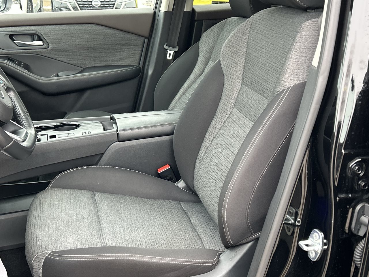 2021 Nissan Rogue in Mississauga, Ontario