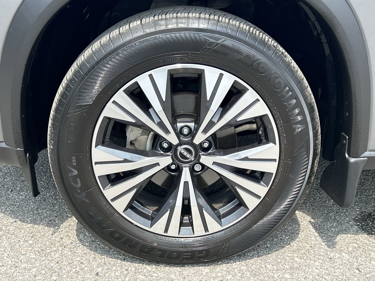 2022 Nissan Rogue in Mississauga, Ontario