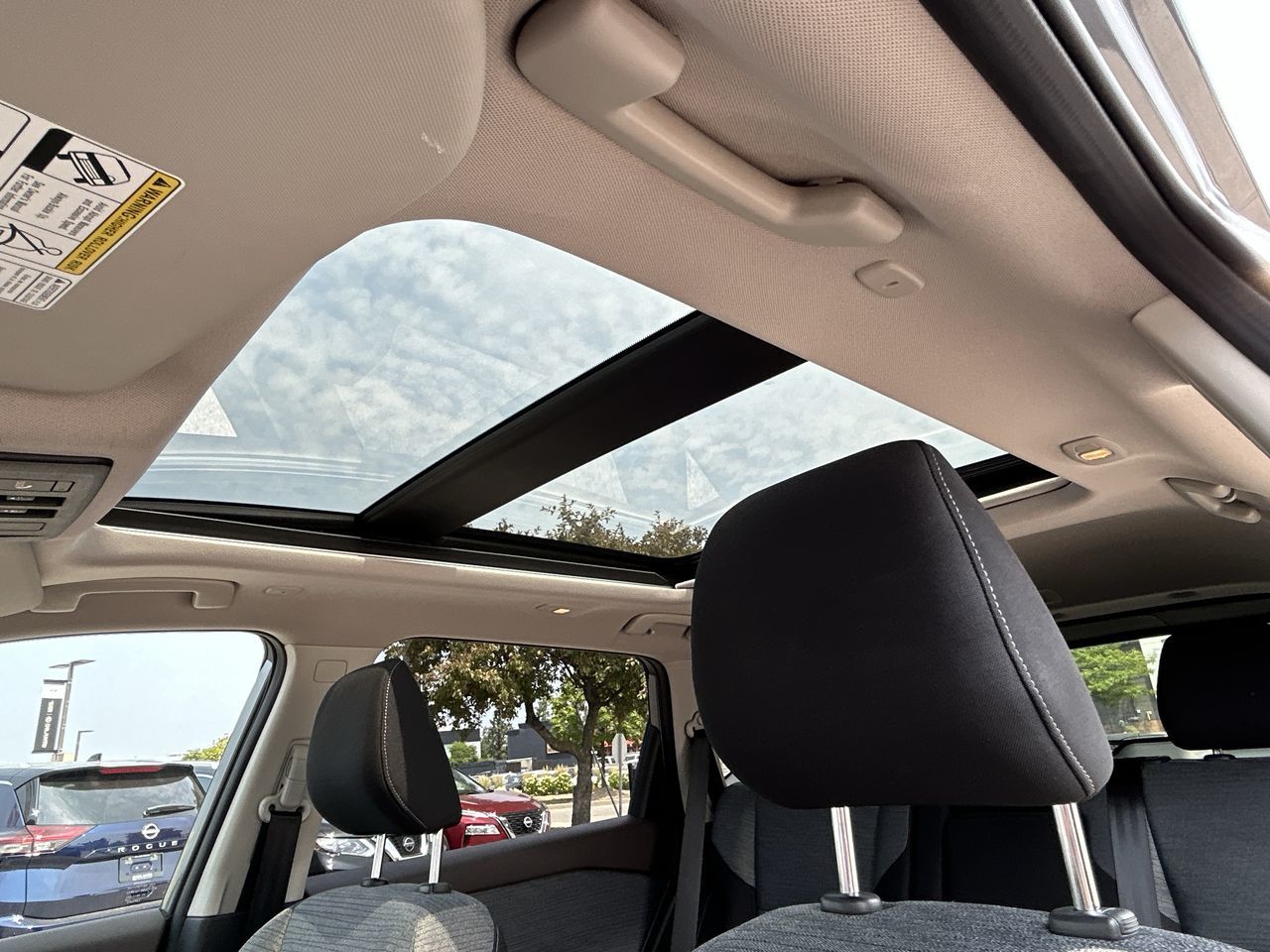 2022 Nissan Rogue in Mississauga, Ontario