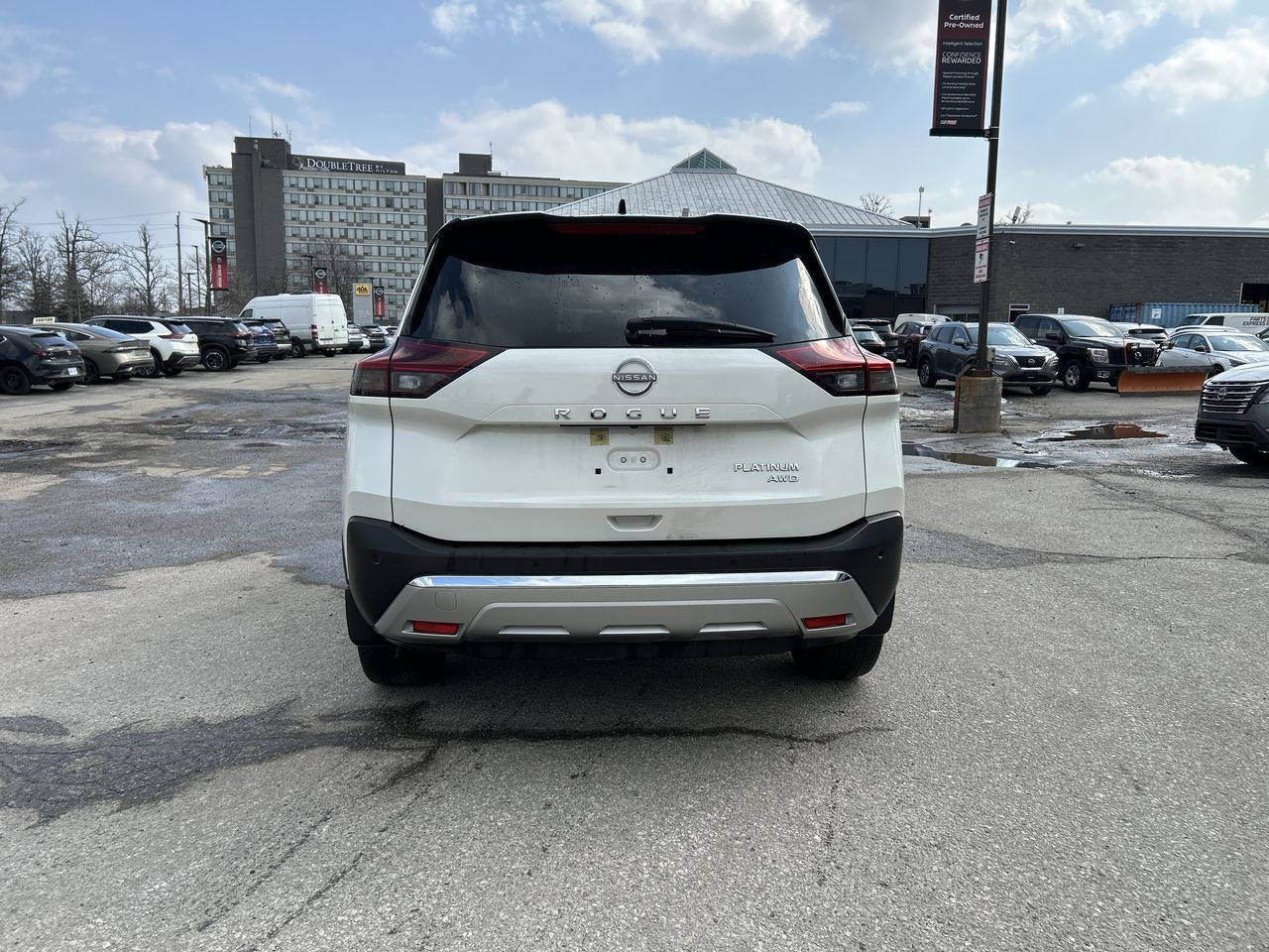 2022 Nissan Rogue in Mississauga, Ontario