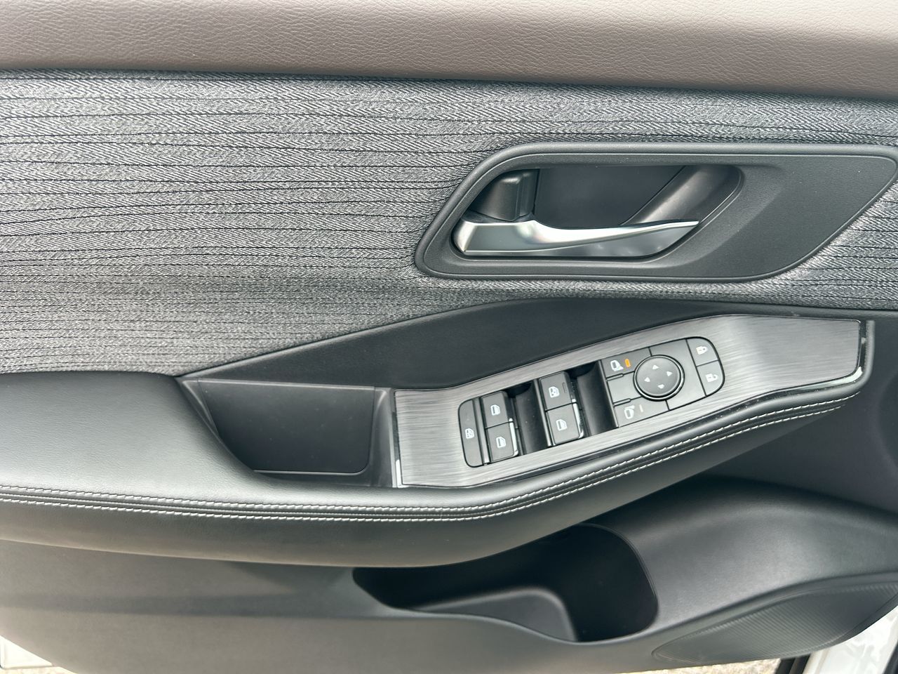 2023 Nissan Rogue in Mississauga, Ontario