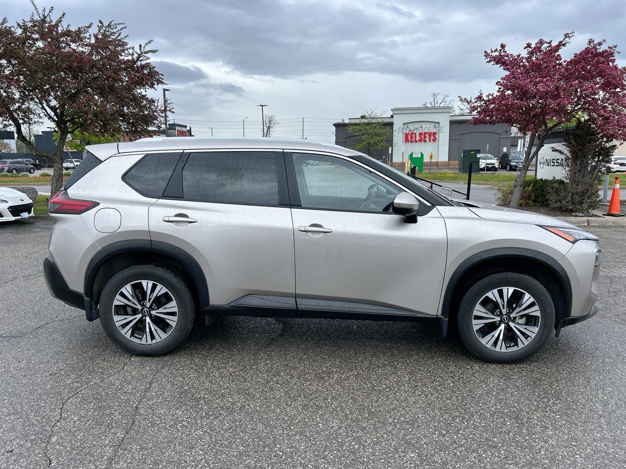 2023 Nissan Rogue in Mississauga, Ontario