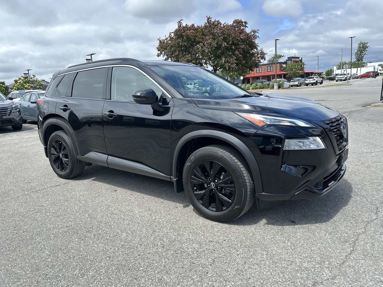 Nissan Rogue  2023 à Mississauga, Ontario
