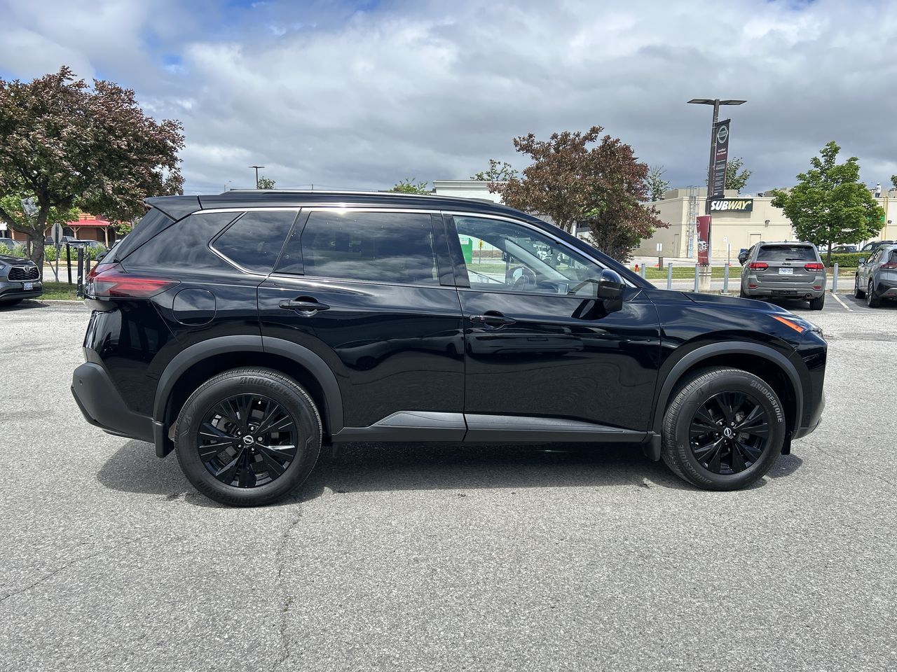 Nissan Rogue  2023 à Mississauga, Ontario