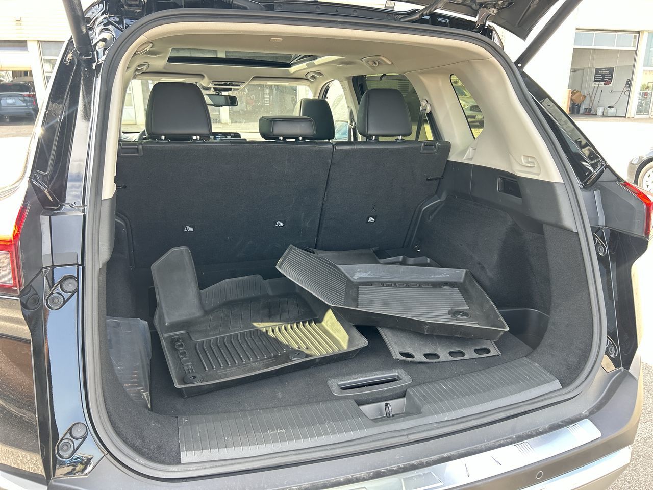 2023 Nissan Rogue in Mississauga, Ontario