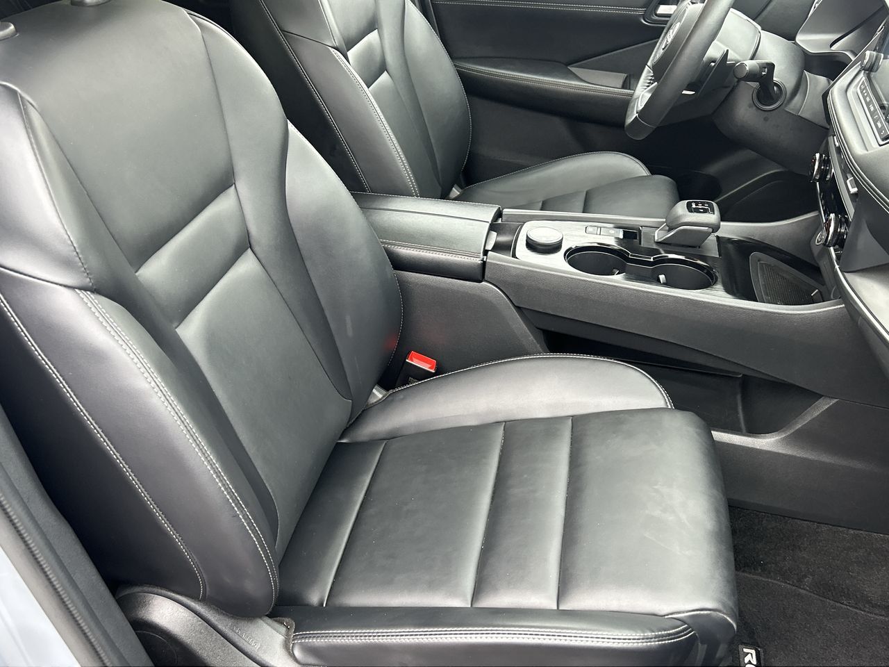 2023 Nissan Rogue in Mississauga, Ontario