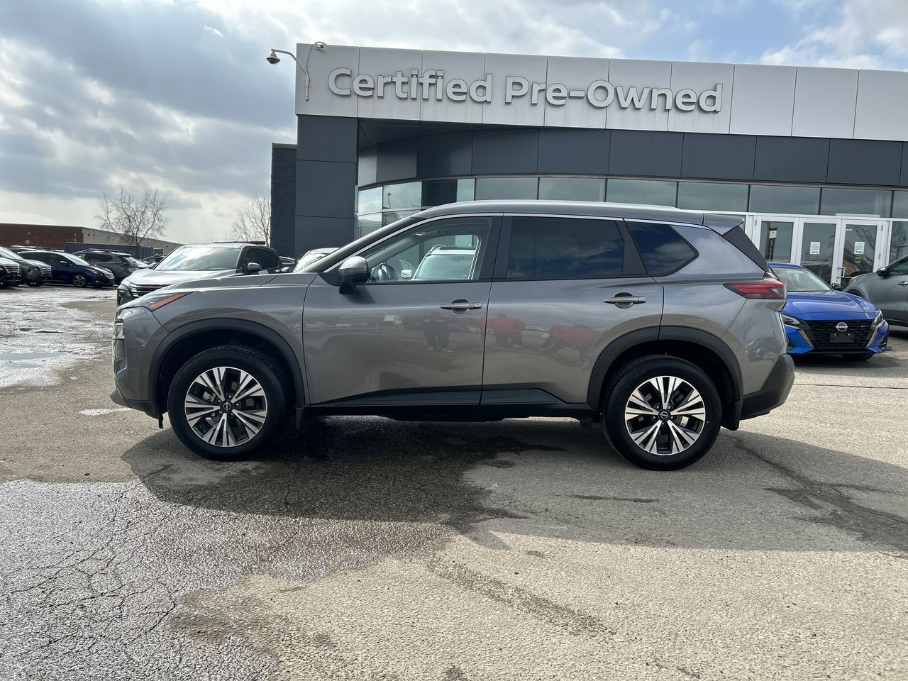 2023 Nissan Rogue in Mississauga, Ontario